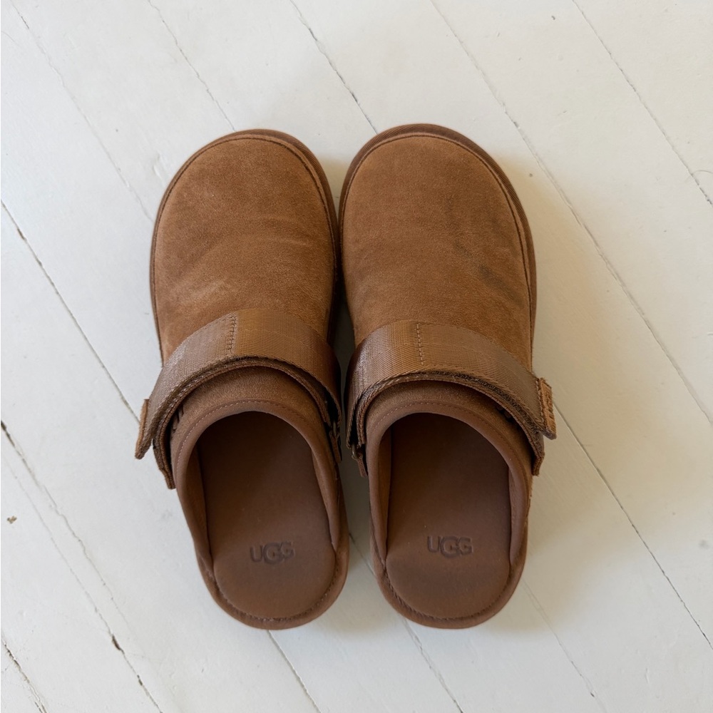 Ugg Slip On